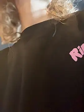 RinaMood online show from January 6, 3:10 am