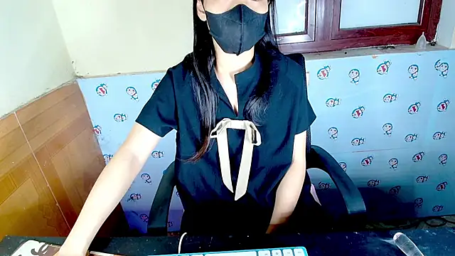   Saphia   online show from October 19, 2:41 pm