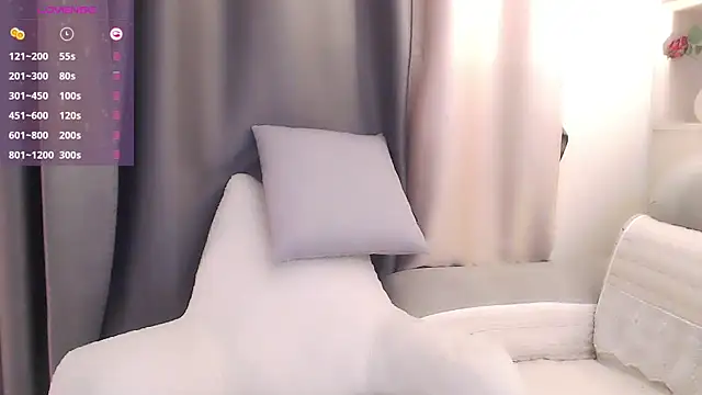 stella lolio online show from November 7, 3:12 am