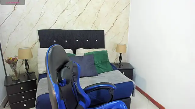 helena copper  online show from April 8, 3:30 am