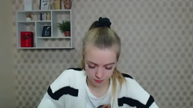 AliceFlirtt  online show from November 20, 1:23 pm