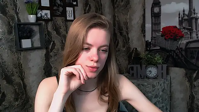 AliceFlirtt  online show from October 23, 10:10 am