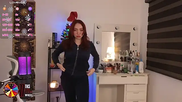 LilyVelvett online show from January 14, 3:44 am