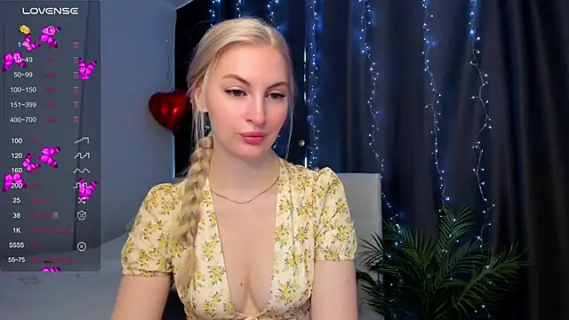 Kimmy powell online show from September 18, 3:27 am