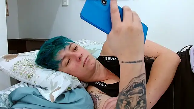 tomboyblue online show from February 13, 3:24 pm