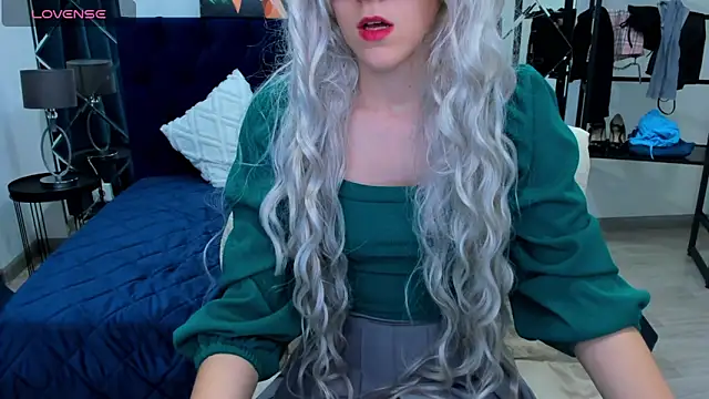 VanillaKelly online show from November 15, 1:28 am