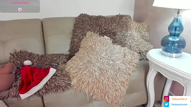 DahianaLincoln online show from December 1, 10:23 pm