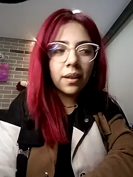 Snapshot of Rousse_Collinss chatting on October 28, 4:40 am Rousse Collinss online show from October 28, 4:40 am