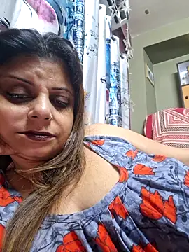 Maaya66 online show from November 5, 6:35 pm