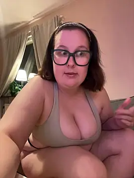 Misssmilf online show from October 26, 6:25 pm
