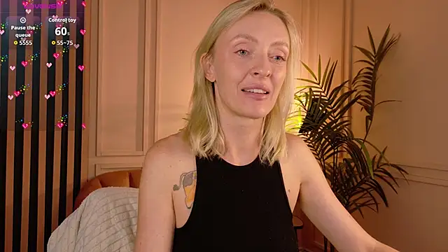 sexuallycorrecte online show from April 15, 6:47 am