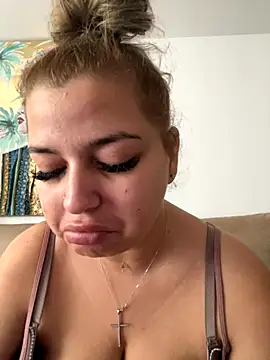 AllysonK online show from November 2, 1:47 pm