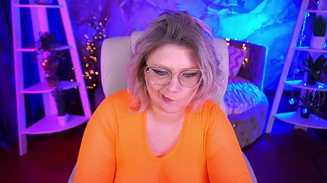 CoolTatis online show from January 8, 7:45 am