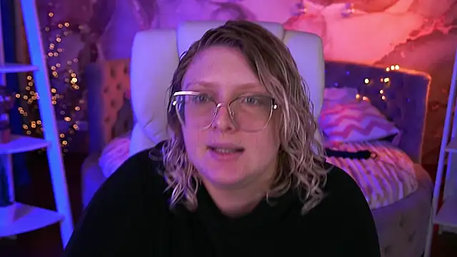 CoolTatis online show from February 9, 2:08 pm