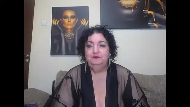 maturekorine online show from November 18, 11:15 pm