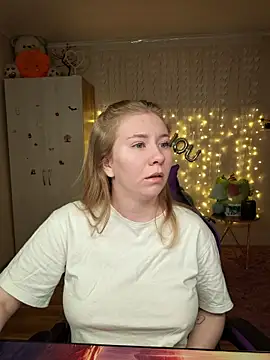 D0nna  online show from March 22, 10:27 pm