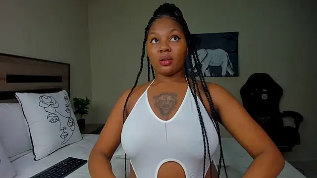 Renee-18 online show from October 30, 12:46 am