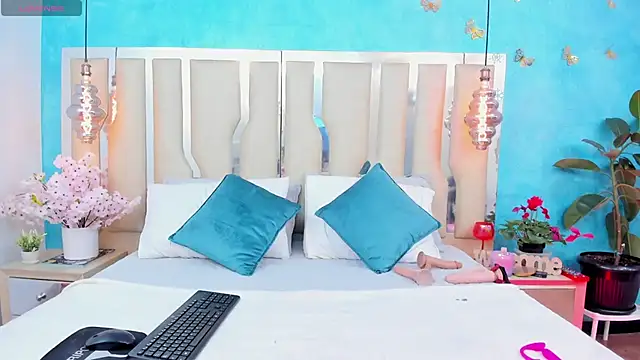 RubbyTaylor online show from March 25, 2:42 pm