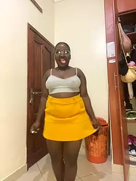 Snapshot of sweet18creamybigpussy chatting on September 25, 10:29 pm sweet18creamybigpussy online show from September 25, 10:29 pm
