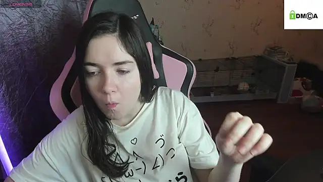 Crazy forest fairy online show from December 2, 1:29 am