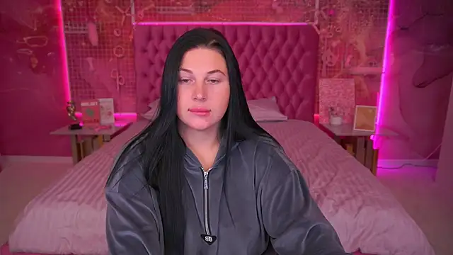 ArianaDarkk online show from October 12, 8:00 pm