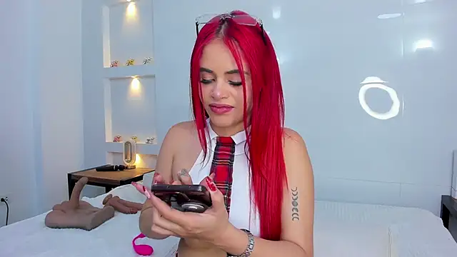 Dalia-Prada online show from October 18, 5:10 am