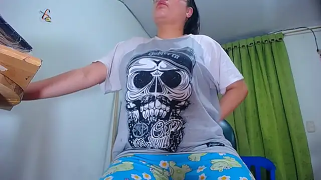 hairy pussywet online show from June 8, 8:04 am