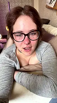 lily noris online show from August 4, 7:58 am