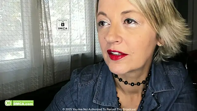 Snapshot of KARINASPALACIOS chatting on September 12, 8:45 am KARINASPALACIOS online show from September 12, 8:45 am