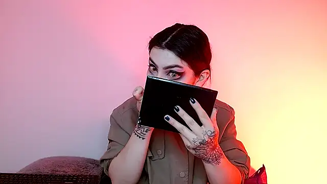 sophy rock online show from November 19, 4:51 pm