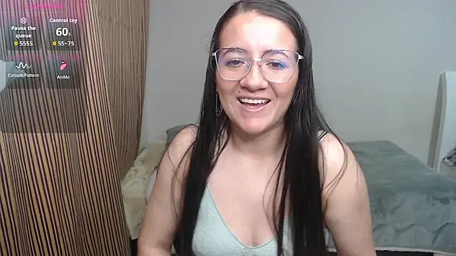 Dayanna Smitt online show from October 1, 1:32 am