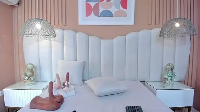 Sara Vanegas online show from March 28, 10:48 am