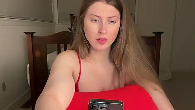 YUMIandbigWOLF online show from March 31, 6:46 am