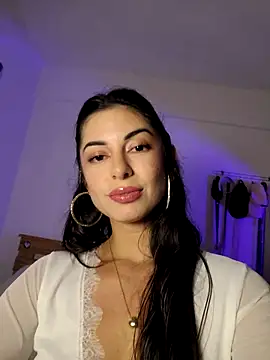 latinkiera online show from April 23, 1:35 am