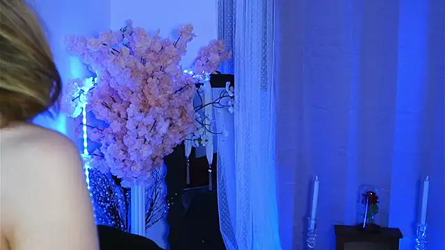 ivyleague  online show from March 30, 5:23 pm