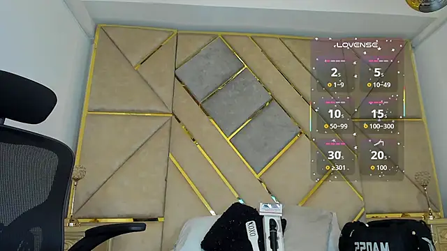 AmberAdams  online show from October 7, 3:49 pm