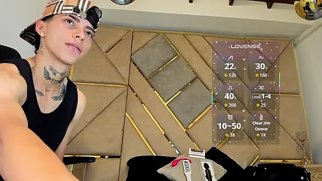 AmberAdams  online show from September 25, 5:01 pm