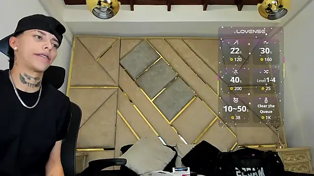 AmberAdams  online show from September 19, 5:01 pm