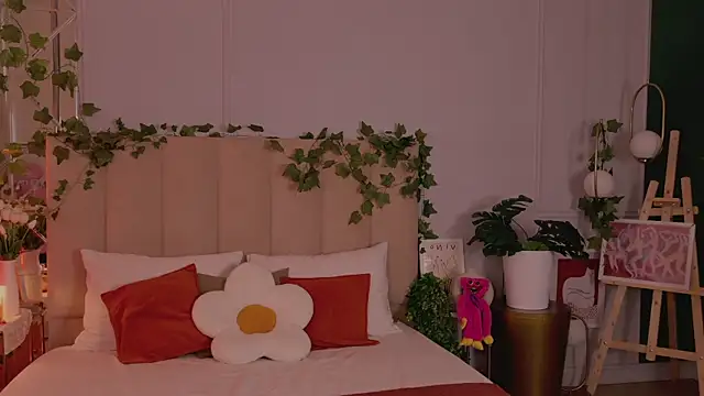 Meow Nancy online show from June 30, 5:07 am