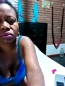 littlebrunett online show from February 12, 11:56 am