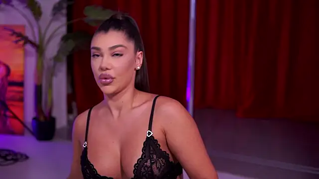 NatyDesiree online show from February 19, 7:57 pm