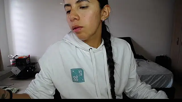 Snapshot of Mariam_Gomezxxx chatting on October 7, 10:03 pm Mariam Gomezxxx online show from October 7, 10:03 pm