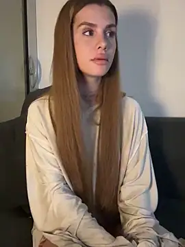 EmiliaCatalina online show from March 20, 12:26 am