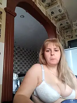 Lady nice cat online show from September 18, 3:38 am