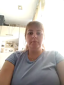 Lady nice cat online show from September 21, 7:40 am