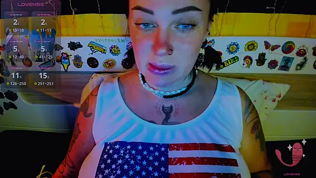 EllieOz online show from November 23, 1:46 pm