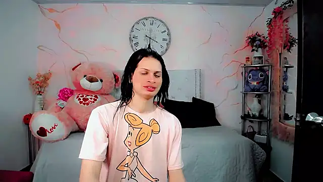 maria camilacms online show from January 10, 6:45 pm