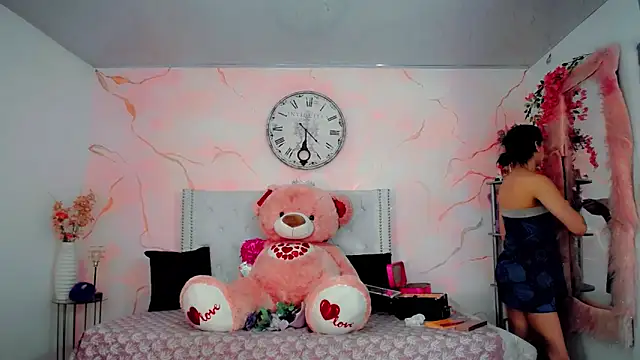 maria camilacms online show from February 25, 7:01 pm