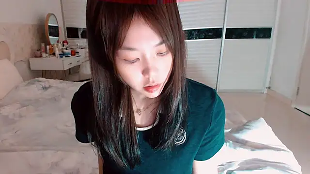 -Lucky Girl online show from April 20, 2:36 am