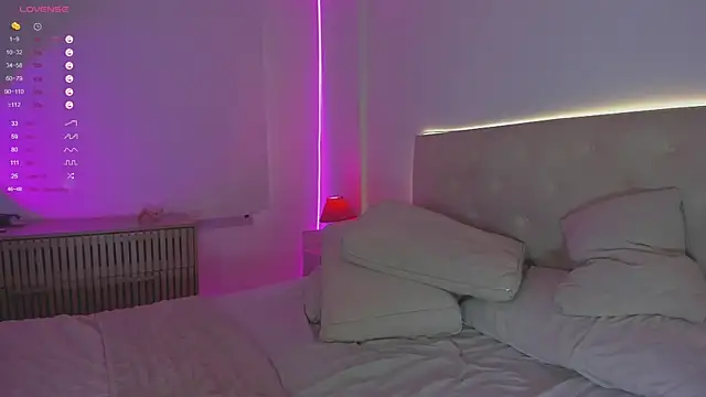 alaskavenom  online show from April 21, 3:08 pm